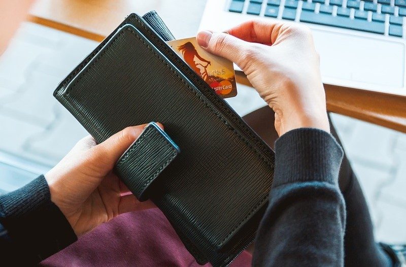 Senj - grad-senj.com - Odlične vijesti za Hrvate: Od danas vrijede nova pravila za online kupovinu