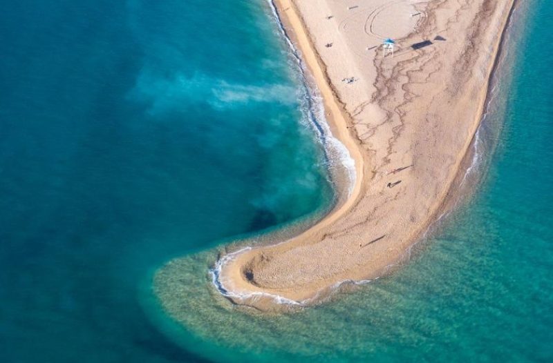 Senj - grad-senj.com - Olujno jugo ponovno promijenili izgled plaže Zlatni rat